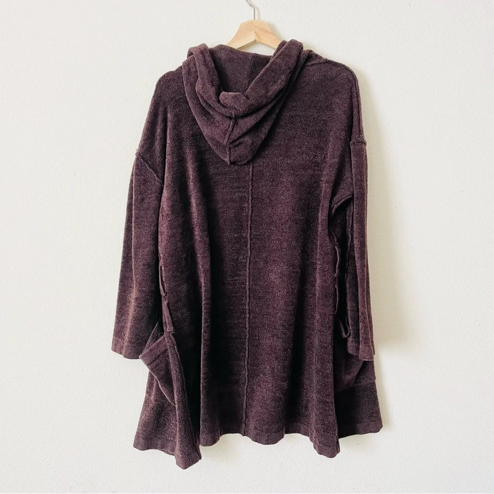 Barefoot Dreams Cozychic Lite SIZE 1 brown hooded robe